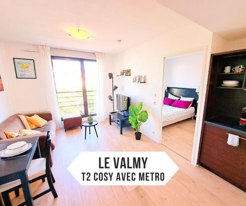 Le Valmy: Appartement Lumineux Au Pied Du Metro Ліон Екстер'єр фото